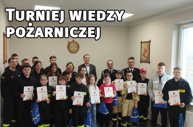 Zdjęcie grupowe uczestników TURNIEJU