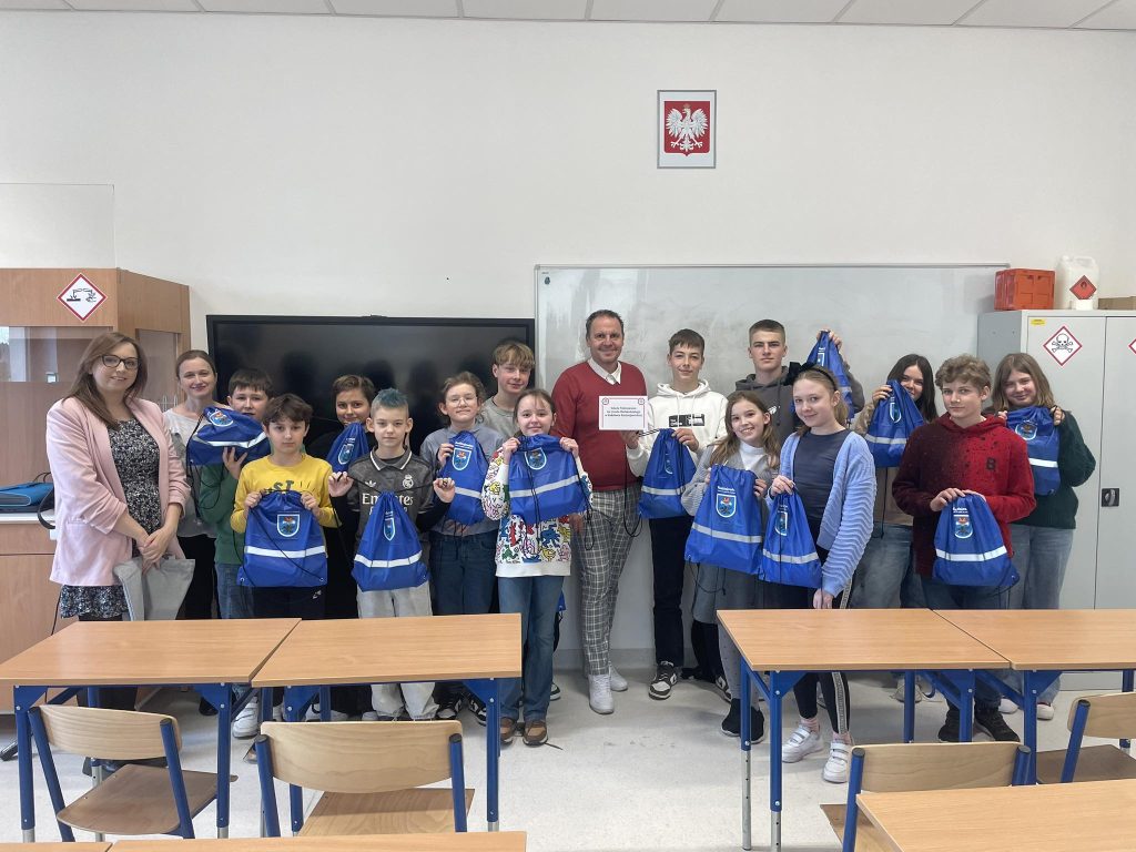 Wspólne zdjęcie uczestników