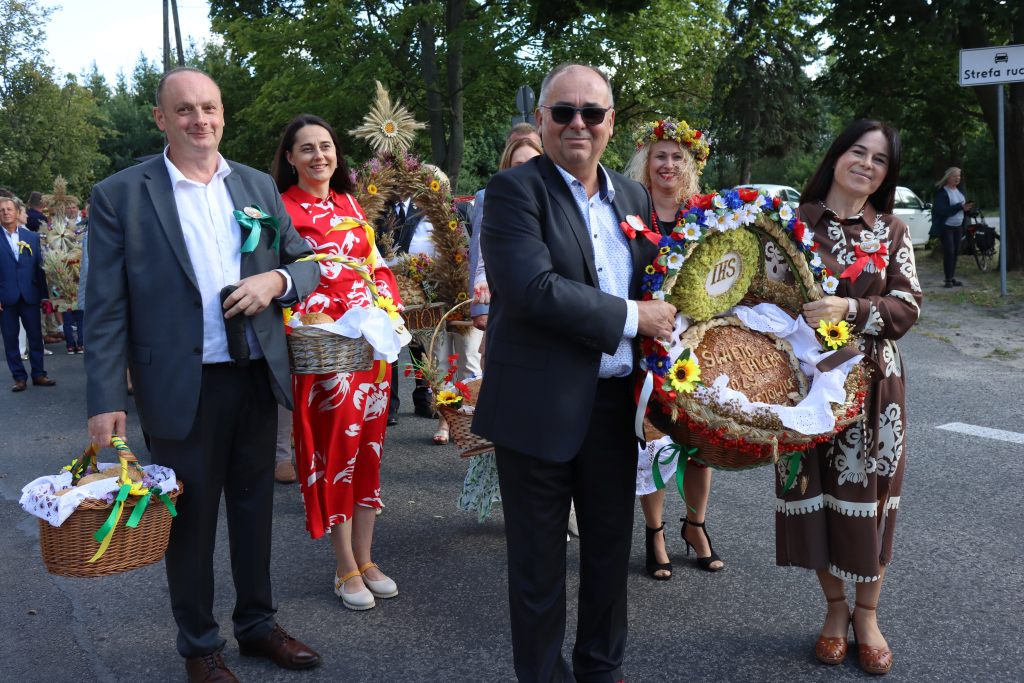 Święto Chleba w Radziejowicach_starostowie
