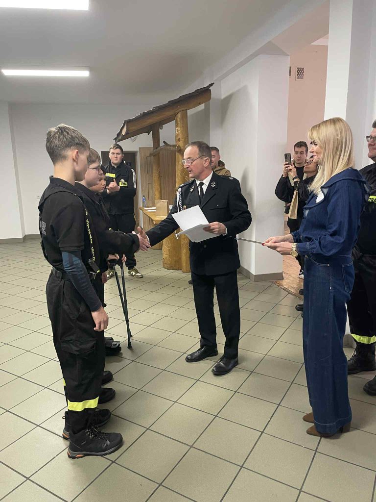 Gratulacje dla laureatów