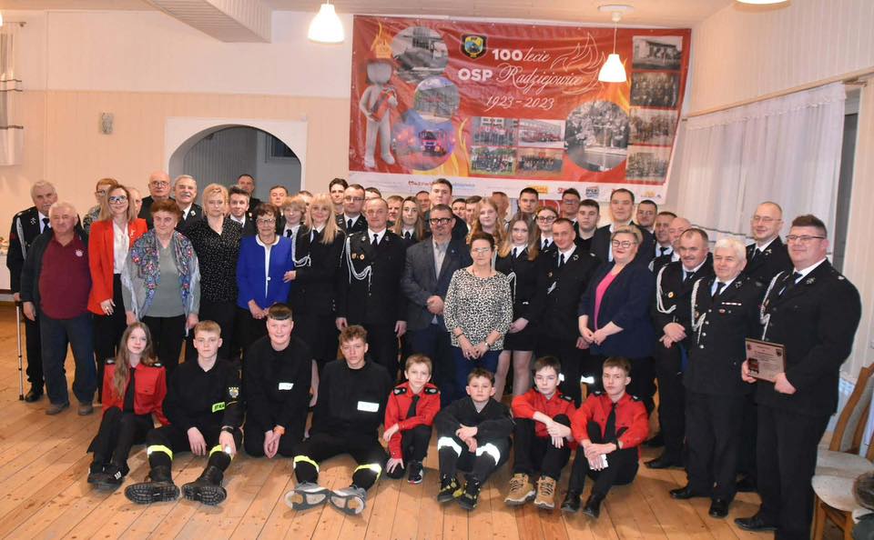 Zdjęcie wszystkich uczestników zebrania