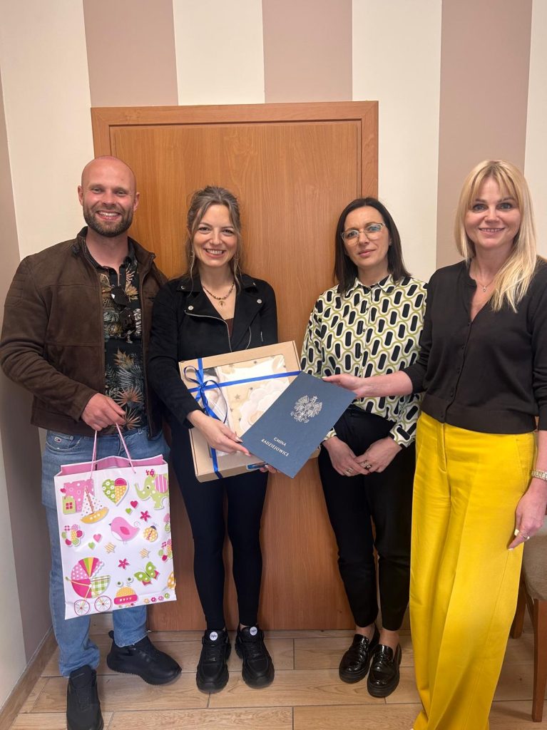 Rodzice Aurelii, zastępca wójta i kierownik USC