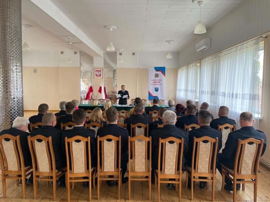 Zgromadzeni delegaci